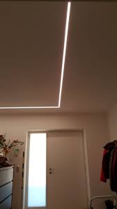 Led Strip Beleuchtung Im Flur Mal Anders Streifenbeleuchtung Led Beleuchtung Beleuchtung
