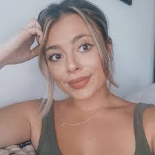 Alex Egan's Instagram, Twitter & Facebook