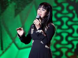 Con gái của ca sĩ hồ lệ thu năm nay đã 22 tuổi, cô bé sở hữu vẻ cá tính, đáng yêu. Mycwbaiyg S94m