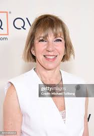 7,753 Qvc Style Stock Photos, High-Res Pictures, and Images