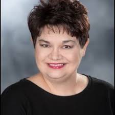 Beverly Pilcher's Instagram, Twitter & Facebook