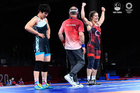 Şampi̇yon world champion 75 kg. P6ropkpoqp6mym