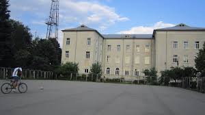 Excursie la mănăstirea din călărăşăuca. Liceul Voievodul Mircea Nr 2 Mapio Net