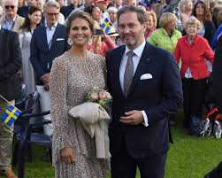 Prinzessin Madeleine Und Chris Das Taufdatum Von Baby Adrienne Steht Fest Prinzessin Madeleine Prinzessin Zur Taufe