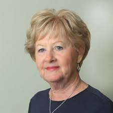 Kay Creech's Instagram, Twitter & Facebook