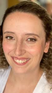 Happy wedding day Erin. The hug we shared this morning was the best and  just made my day. Happy happy life. ♥️♥️, @beekman1802 @skindinavia  @esumcosmetics @temptu @kettcosmetics @sennacosmetics , ...