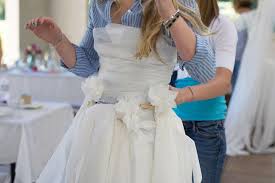 The Shower Free Bride The Small And Chic Home Cinderella Bridal Shower Fun Bridal Shower Games Chic Bridal Showers