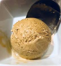 Creme Glacee Cafe Ig Bas Assiette Basket Co Recette Glace Sans Sorbetiere Creme Glacee Vegetalienne Recette De Glace Italienne