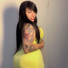 Gaby uztariz mi día a día - YouTube