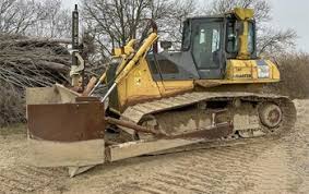 Komatsu D65PX-15 Crawler Dozer