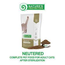 Makanan Kucing Yang 100 Lengkap Dan Bergizi Sangat Cocok Untuk Kucing Yang Baru Saja Di Steril Kucing Yang Disteril B Cat Food Food Animals Small Dog Breeds