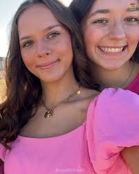 Hey y'all! My name is Layla Webb and I'm from El Dorado, Arkansas. I am 99%  set