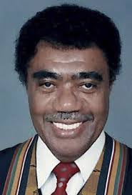 Lloyd Kidd's Instagram, Twitter & Facebook