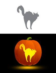 Touch device users, explore by touch or with swipe gestures. Free Pumpkin Stencils Page 16