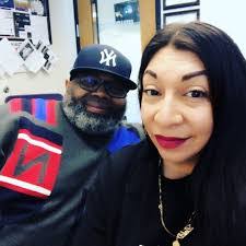 Gustavo Ellis's Instagram, Twitter & Facebook