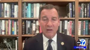 Scott Beigel was killed one year ago during the Parkland shooting. I have  gotten to know his mom Linda Beigel Schulman and her husband Michael over  the last year. Linda filmed a