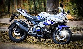 R15 Bike Images Hd - 960x568 - Download HD Wallpaper - WallpaperTip