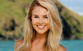 An Exclusive Interview with Darian "Dee" Holt from Netflix's The Circle