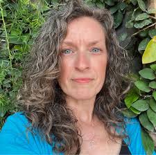 TRAGIC UPDATE: The two people pulled from the water in Stuart died. They  were the parents in a family of eight vacationing from Pennsylvania.  Latest: https://bit.ly/45BWQsU