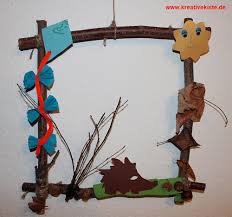 Auch zapfen, eicheln, kastanien und andere wir haben hier auch ein paar ideen, für die ihr viele verschiedene naturmaterialien verwenden könnt. Herbst Basteln