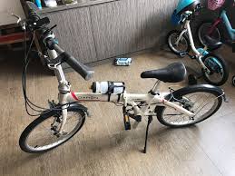 Dahon bikes unfold the world around you, with two wheels and all kinds of ingenious technology. Dahon Vybe D7 Folding Bicycle White Sports Equipment Bicycles Parts Bicycles On Carousell