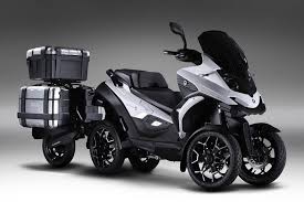 Pin By Jorge Maeda On Transportasi Yamaha Bikes Three Wheel Electric Scooter Motorcycle Trailer
