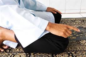 Pelaksanaan sebenarnya sama dengan sholat wajib 4 rakaat seperti shalat dhuhur, isya', dan ashar, hanya saja. Tata Cara Shalat Dhuha 4 Rakaat Dengan Sekali Salam Bimbingan Islam