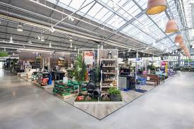 Wyevale Garden Center By Dalziel Pow Shrewsbury Uk Garden Center Retail Design Retail Store Design