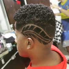 Desenhos No Cabelo Veja As Melhores Ideias Para O Corte Seja cabelo liso ou crespo o degradê é uma ótima opção. desenhos no cabelo veja as melhores