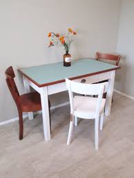 Kuchentisch Mit Lindgrunem Linoleum Kuche Tisch Kuchentisch Tisch