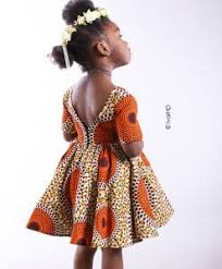 Et encore cette année, elles rencontrent un vif succès auprès des petites filles ces charmantes robes marinières se réinventent pour faire plaisir à vos petites têtes blondes. Robe En Pagne Pour Jeune Fille 5882db