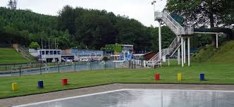 Unser walkthrough zu control führt euch durch alle 10 hauptmissionen des spiels sowie den ersten ihr trefft hier auf die ersten zischer , die sich euch in den weg stellen. Waterbolles