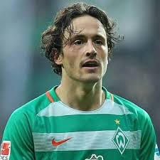 A collection of facts like salary, net worth, married, affair, dating, girlfriend, career, bio and more can also be found. Thomas Delaney Facebook