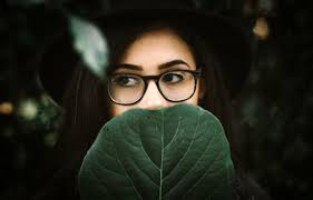 De tréville gronda beaucoup tout haut contre ses mousquetaires, et les félicita tout bas ; Paupiere Qui Tremble Un Phenomene Mysterieux Optical Center