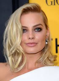 Leonardo Dicaprio Jonah Hill And Margot Robbie At The Wolf Of Wall Street Ny Premiere With Images Celebrity Eyebrows Margot Robbie Margot Robbie Hot