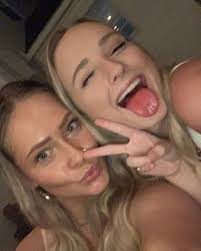 HAPPY 20TH TO MY QUEENNNNNN I love u more than I love Marco Island and  that's a lot coming from me .... I love our memories we've built over these  10 years