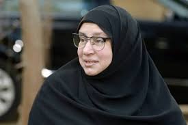 احتجزت الفنانة فاطمة كشرى في المستشفى، أمس الخميس، بعد تدهور حالتها الصحية جراء مضاعفات عملية فتاق أجرتها ، كما أمر الأطباء بإجراء تحاليل وتسابق عدد من النجوم لعلاج الفنانة فاطمة كشرى بعد تدهور حالتها الصحية التي ألمت بها خلال الفترة الأخيرة، إذ أجرت. Ø¹Ø¨Ù„Ø© ÙƒØ§Ù…Ù„ Ø¥ÙÙŠÙ‡Ø§Øª Ù„Ø§ ØªÙ†Ø³Ù‰ ÙˆØ£Ø¯ÙˆØ§Ø± Ù…Ø­ÙÙˆØ±Ø© ÙÙ‰ Ø§Ù„Ø£Ø°Ù‡Ø§Ù† Ù…Ø¨ØªØ¯Ø§