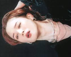 Kookmin au' Jungkook es Heterosexual o eso cree el y creen todas las  personas menos su (mejor amigo). En un afán de no querer volver con su ex  novia quien lo lastimo