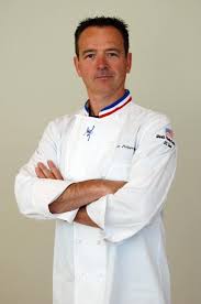 Jean Philippe Maury Un Patissier Prime Ville De Perpignan Bateau De Croisiere Jeans