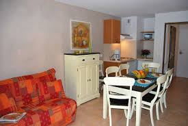 Il essaie de transmettre l'air avec le texte et les graphiques les plus compréhensibles. Lagrange Vacances Barjac La Closerie Location Gard 30 Avec Voyages Auchan