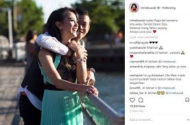 Anda yang sekarang menjalin bahtera rumah tangga harus memberikan ucapan. Ucapan Selamat Ulang Tahun Ririn Ekawati Untuk Mendiang Suami Bikin Haru