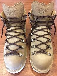 Danner Mountain Light Desert Tan Boots Hiking Boots Light Boots