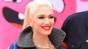 My vegas residency #justagirlvegas is back this fall! Unfassbar Gwen Stefani Stellt Ihre Alten Looks Nach Und Sieht Genauso Aus Wie Ihr Junges Ich