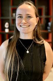 Julie Tobin's Instagram, Twitter & Facebook