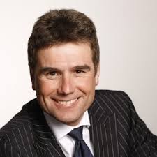 What a joy to be reunited with my fellow Allianz alumni Kevin Leong and  Paul O'Neill at an insurance broker event last night! Kevin and I worked  together in Allianz Global Corporate