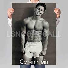 If you're yearning for mark wahlberg's earlier days when he danced and rhymed to good vibrations as marky mark while in his ck underwear, you're in for a … Mark Wahlberg Calvin Klein Poster Print Art Wall Decor Lsnconecall