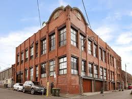 Tastefully Designed Warehouse Conversion In Melbourne Warehouse Conversion Brick Apartments Warehouse Apartment