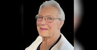 Sandra Sandifer's Instagram, Twitter & Facebook