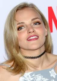 U P S I D E S T O R Y