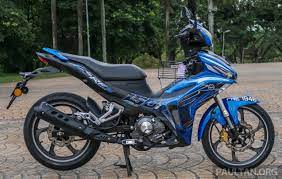 I baru guna rs150 dlm 2 weeks, member yg test ride ada yg kata best, ada yg kata y15 lg best. 2017 Benelli Rfs150i 13 Paul Tan S Automotive News